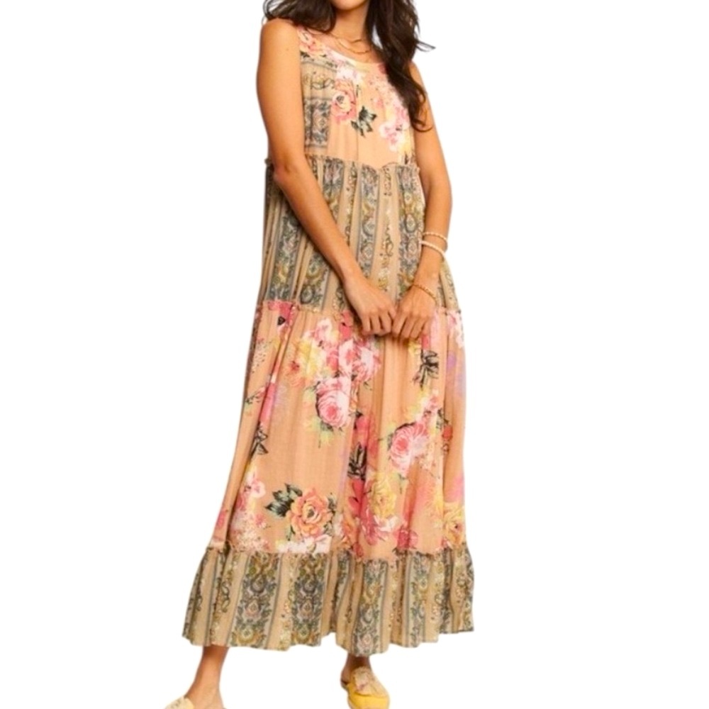 Maxi Floral Dress Davi & Dani NWT 3X /P2P 25" L 54" Beautiful and comfortable